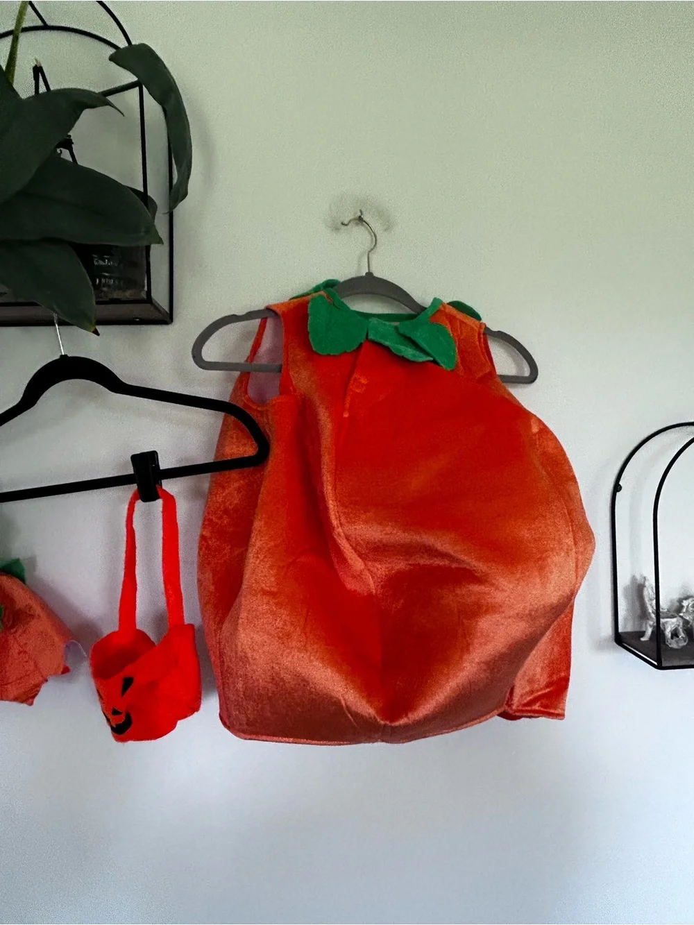 Spooktacular Creations Children’s/Toddler Pumpkin Costume Size Small